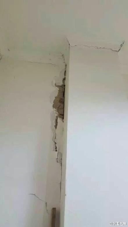 秦皇岛地震房屋情况