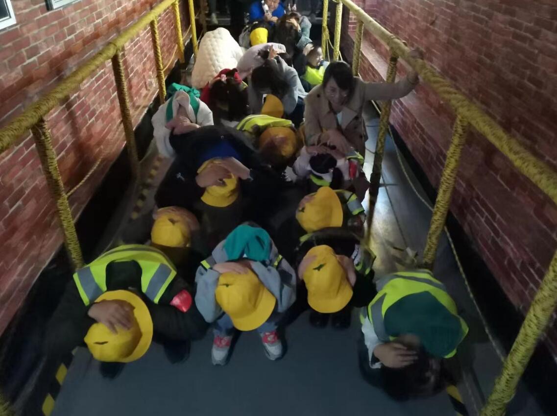 VR地震安全体验场馆